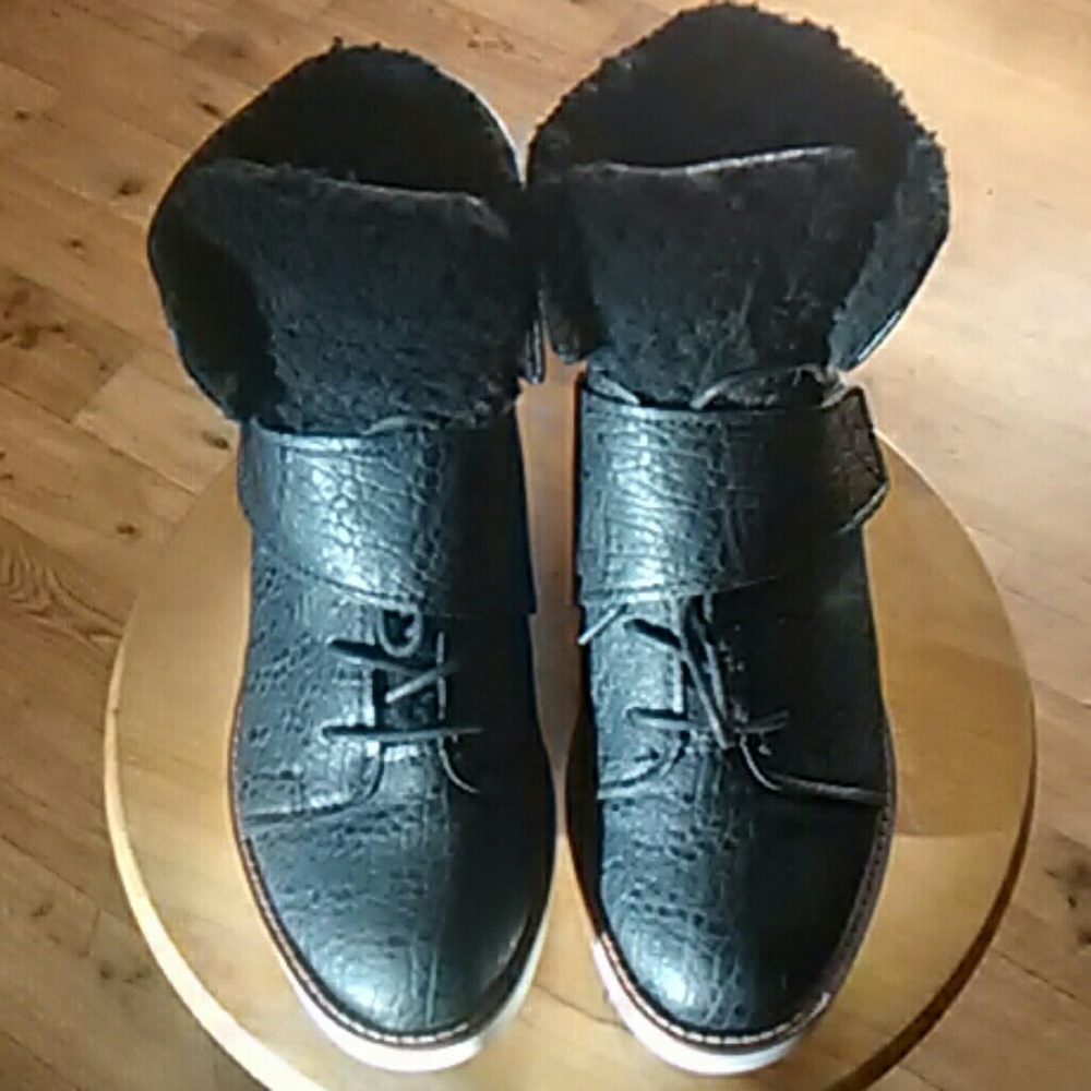 Simply Vera Vera Wang Size 10